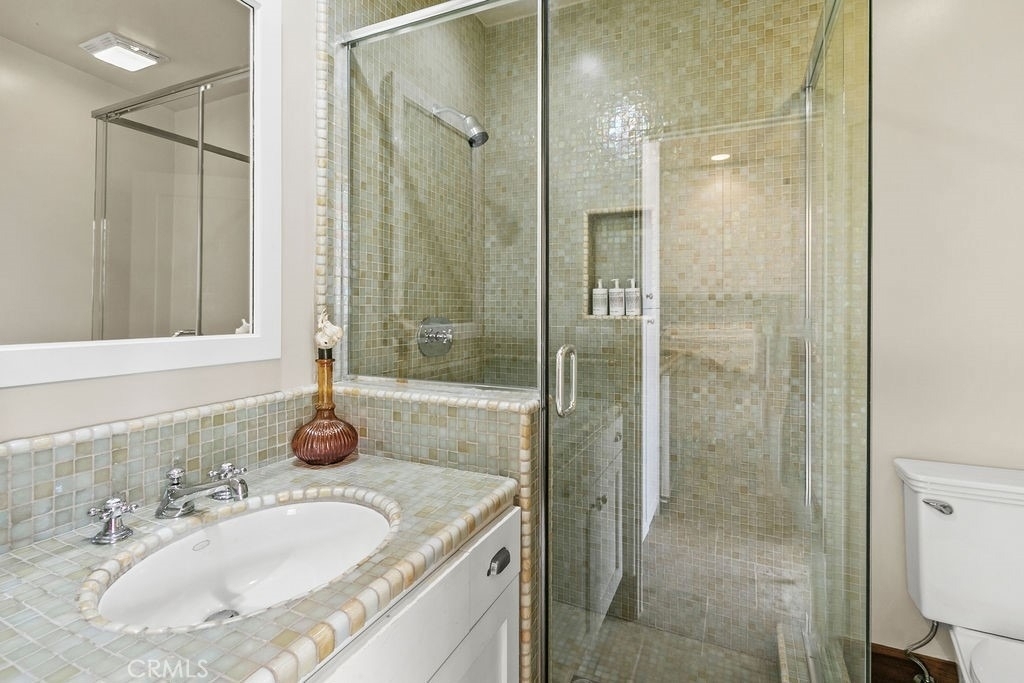 345 Emerald Bay - Photo 34