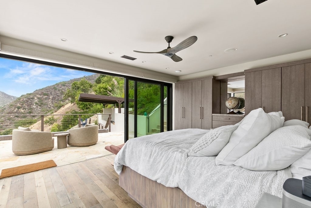345 Emerald Bay - Photo 48