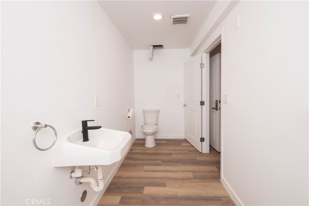 2341 Sheridan Street - Photo 10