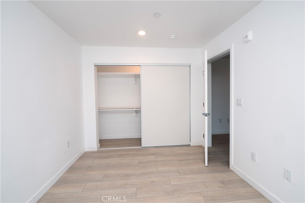 2341 Sheridan Street - Photo 2