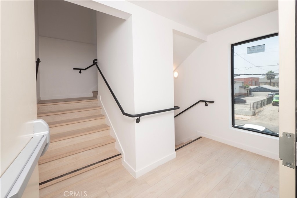 2341 Sheridan Street - Photo 14