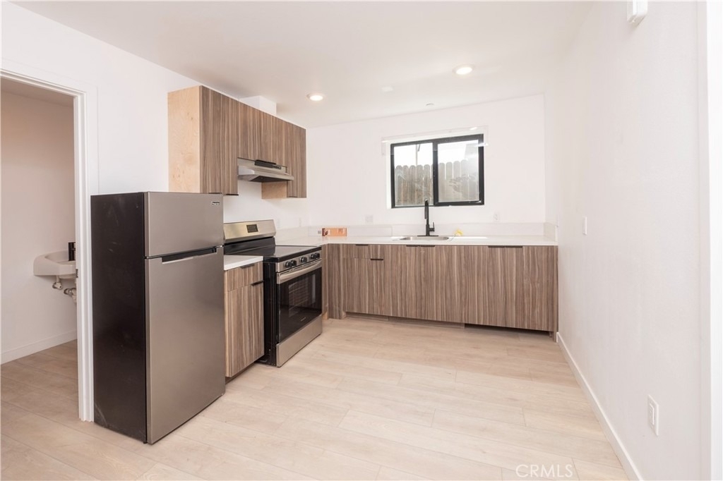 2341 Sheridan Street - Photo 0