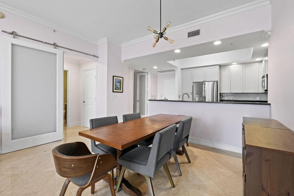701 S Olive Avenue - Photo 12