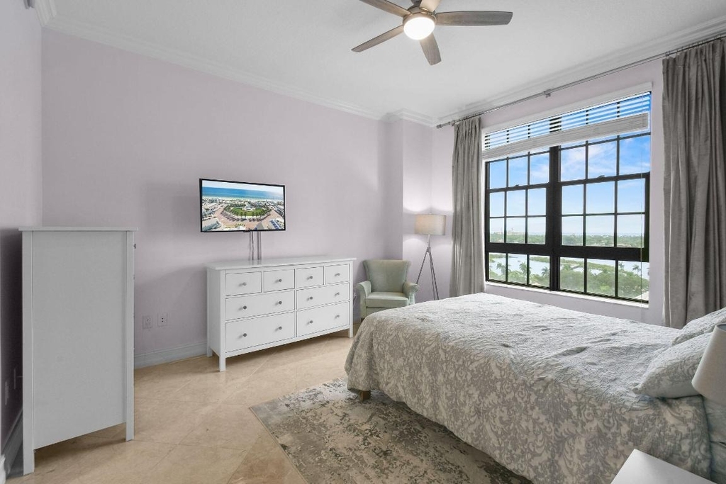 701 S Olive Avenue - Photo 13