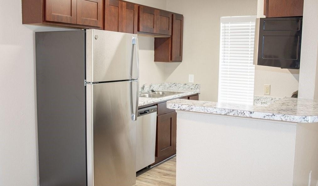 35250 Freedom Rd - Photo 3