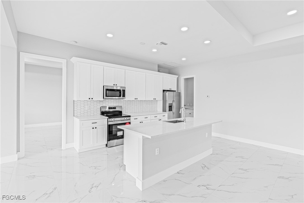 2507 Nw 25th Street - Photo 6