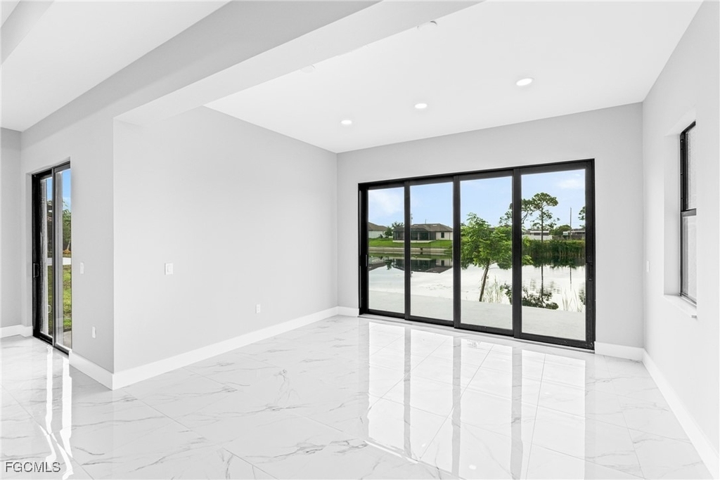 2507 Nw 25th Street - Photo 8