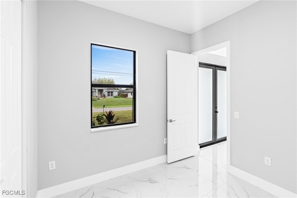2507 Nw 25th Street - Photo 9