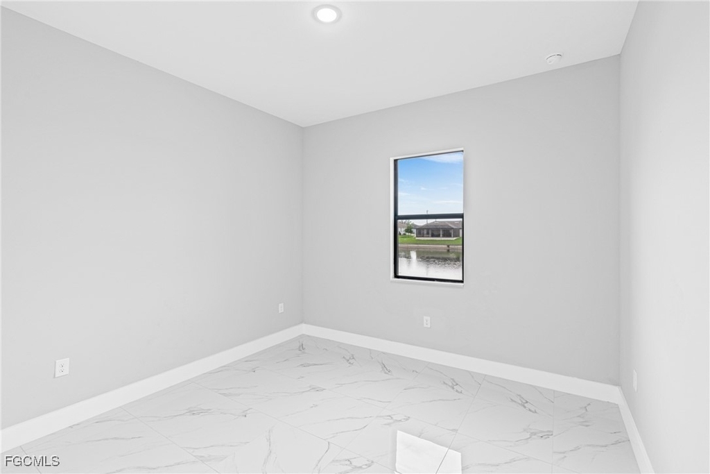 2507 Nw 25th Street - Photo 12