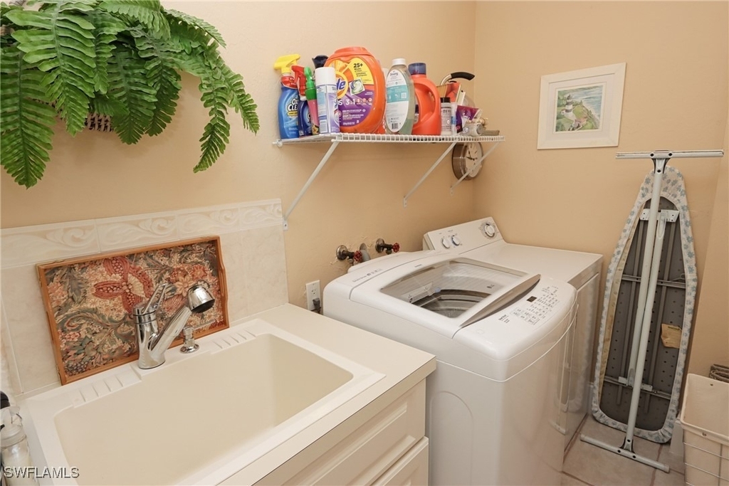 6810 Sand Pointe Circle - Photo 16