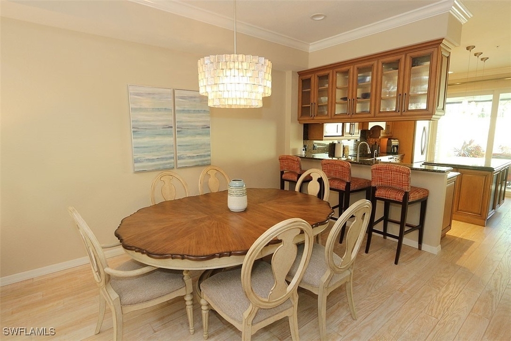 1080 5th Street S - Photo 3