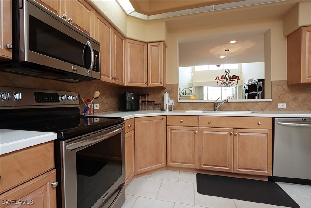 5901 Ashford Lane - Photo 4