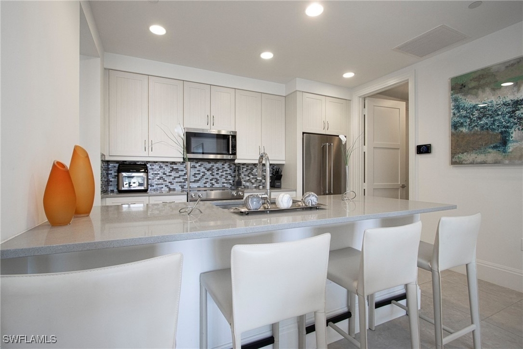 1035 3rd Avenue S - Photo 9