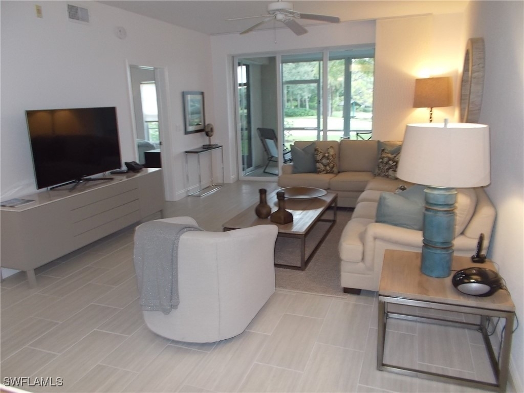 847 Tanbark Drive - Photo 2