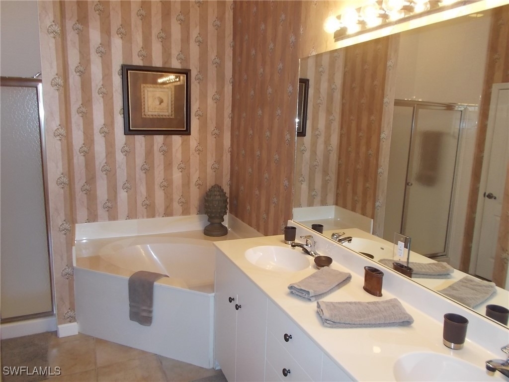 2444 Ravenna Boulevard - Photo 7
