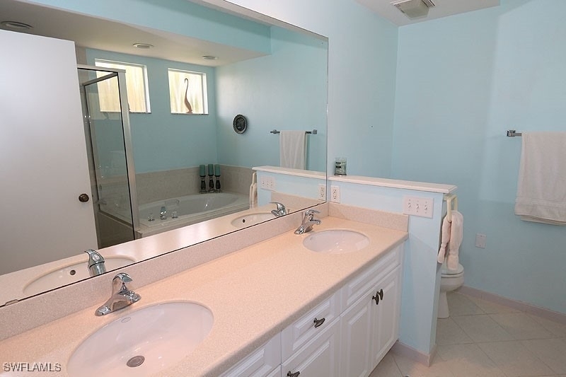 784 Willowbrook Drive - Photo 2