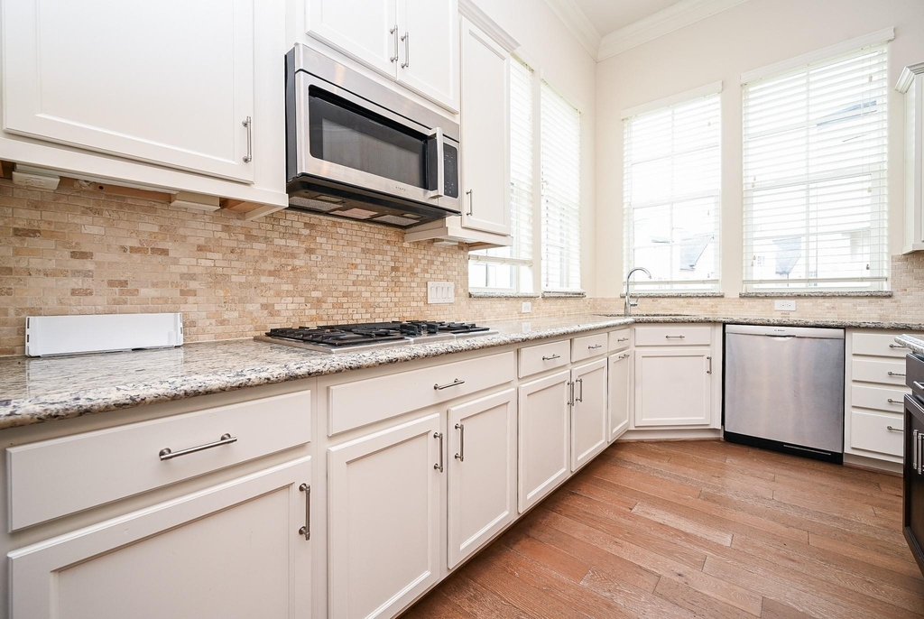 9546 London Bridge Station Station - Photo 18