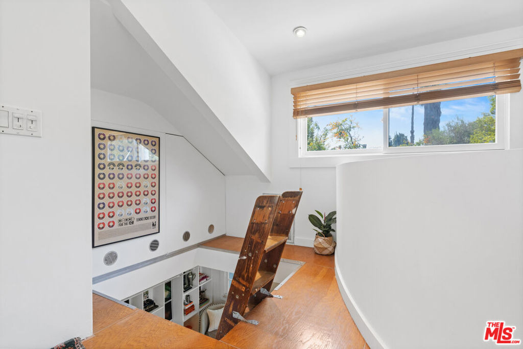 340 5th Avenue - Photo 23