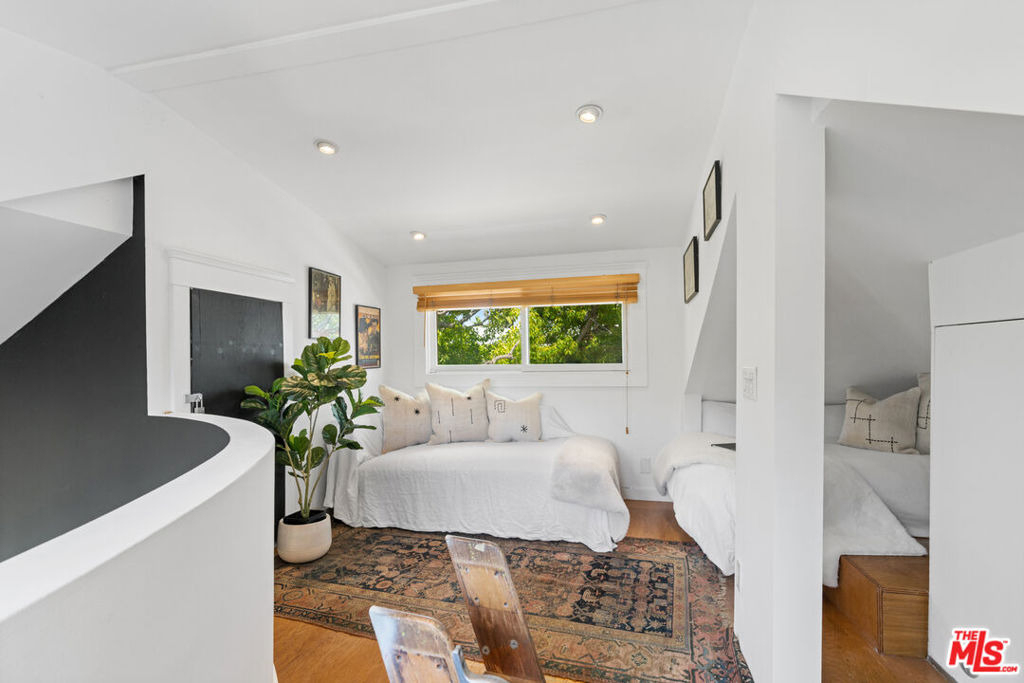340 5th Avenue - Photo 24