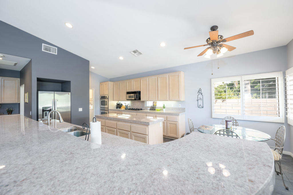 45140 Coeur Dalene Drive - Photo 8