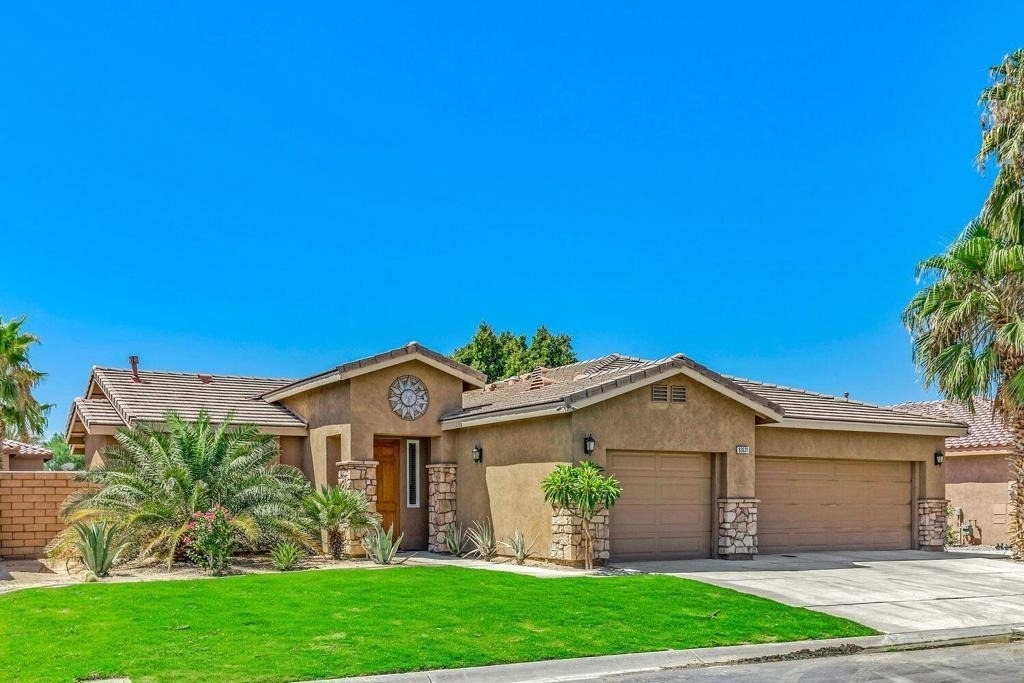 83631 Himilaya Drive - Photo 0