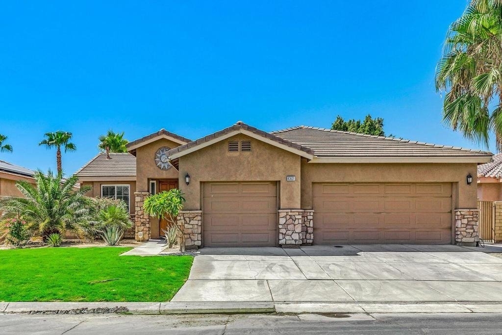 83631 Himilaya Drive - Photo 1