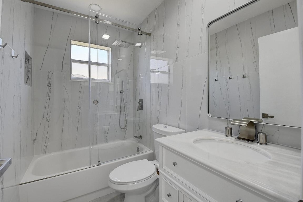 318 Monaco Boulevard - Photo 15