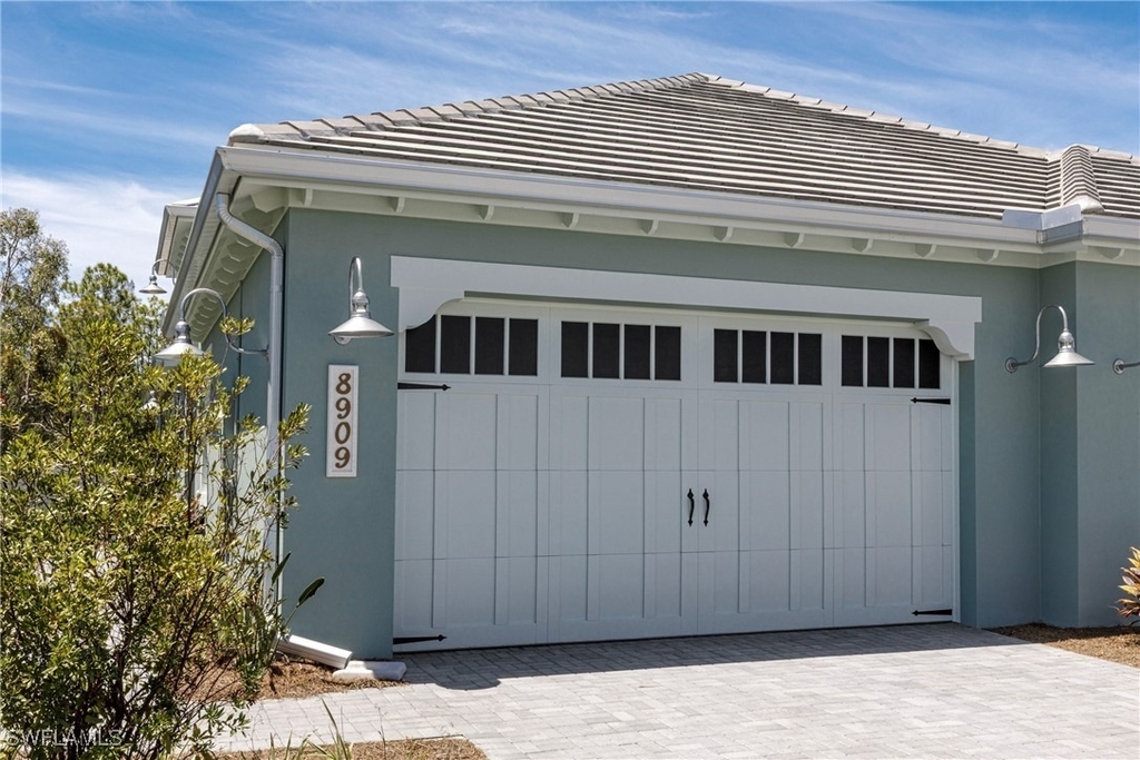 8909 Yucatan Court - Photo 18