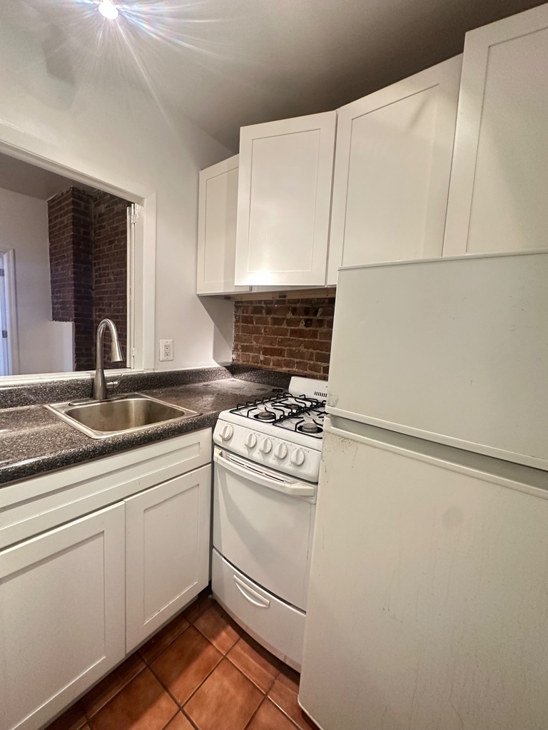 316 East 83rd Street - Photo 2