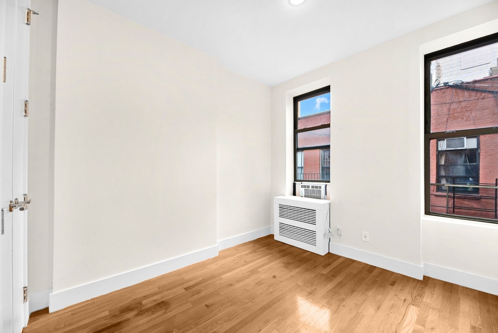 West 45th Street - Photo 3