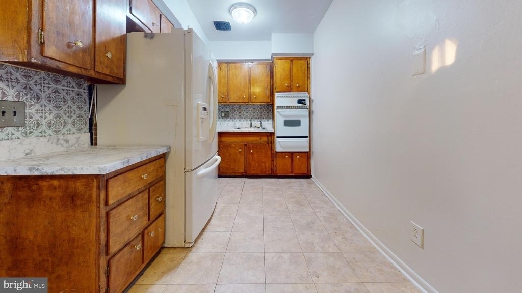 717 Red Lion Road - Photo 0