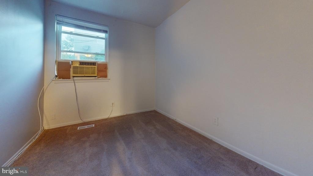 717 Red Lion Road - Photo 4