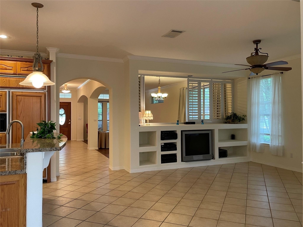 120 W Brazos Dr - Photo 9