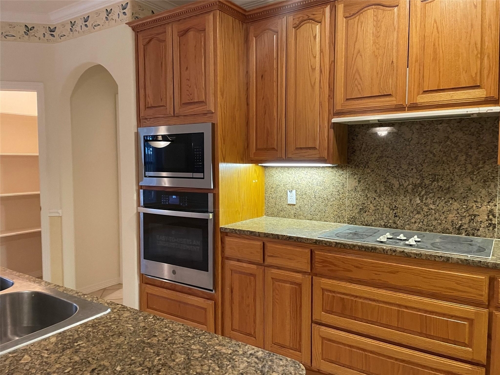 120 W Brazos Dr - Photo 6