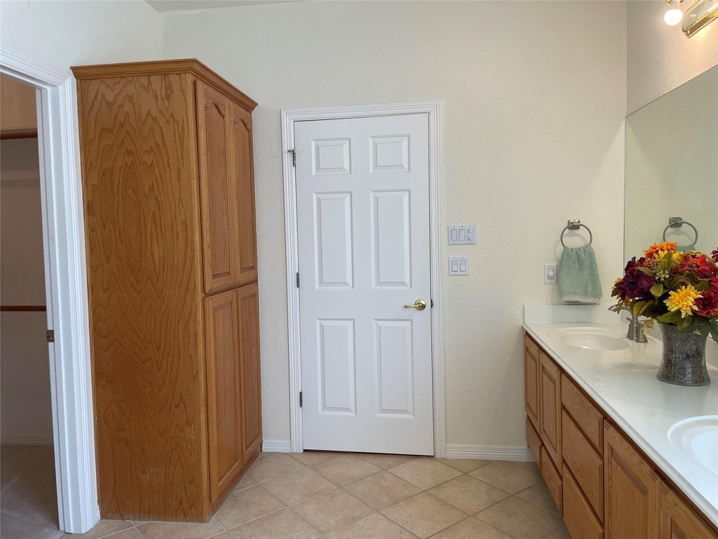 120 W Brazos Dr - Photo 22