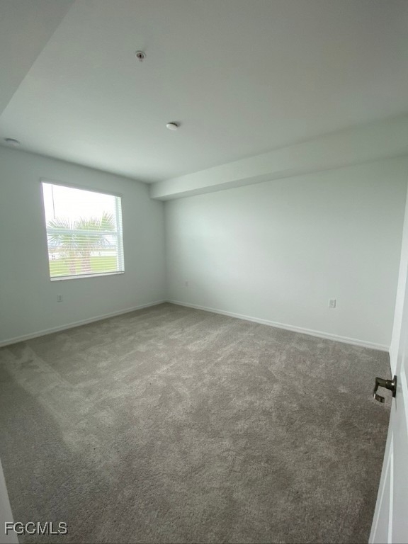 15275 Green Acres Avenue - Photo 4