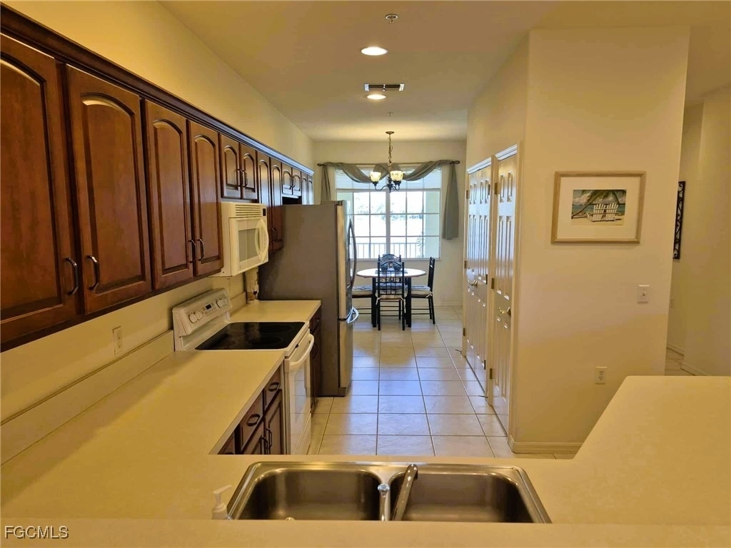 20031 Sanibel View Circle - Photo 10