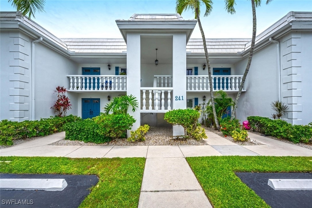 241 Palm River Boulevard - Photo 0