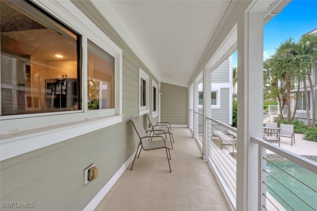 180 6th Avenue S - Photo 25