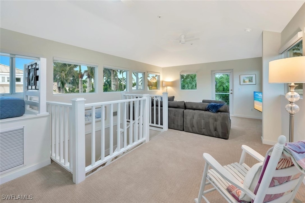 180 6th Avenue S - Photo 34