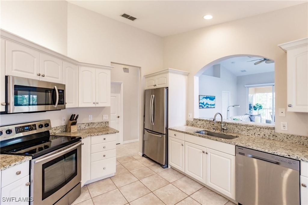 20101 Seagrove Street - Photo 16