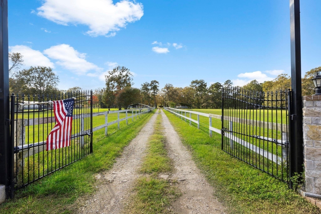 1155 Whipporwill Road - Photo 4