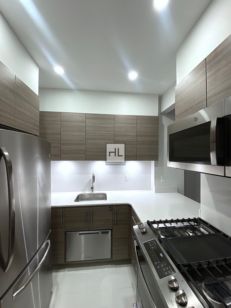 East 51st Street - Photo 1