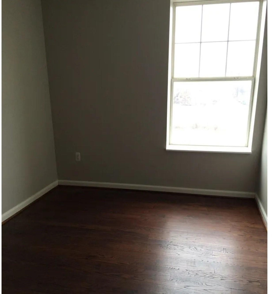 53 Marston St - Photo 4