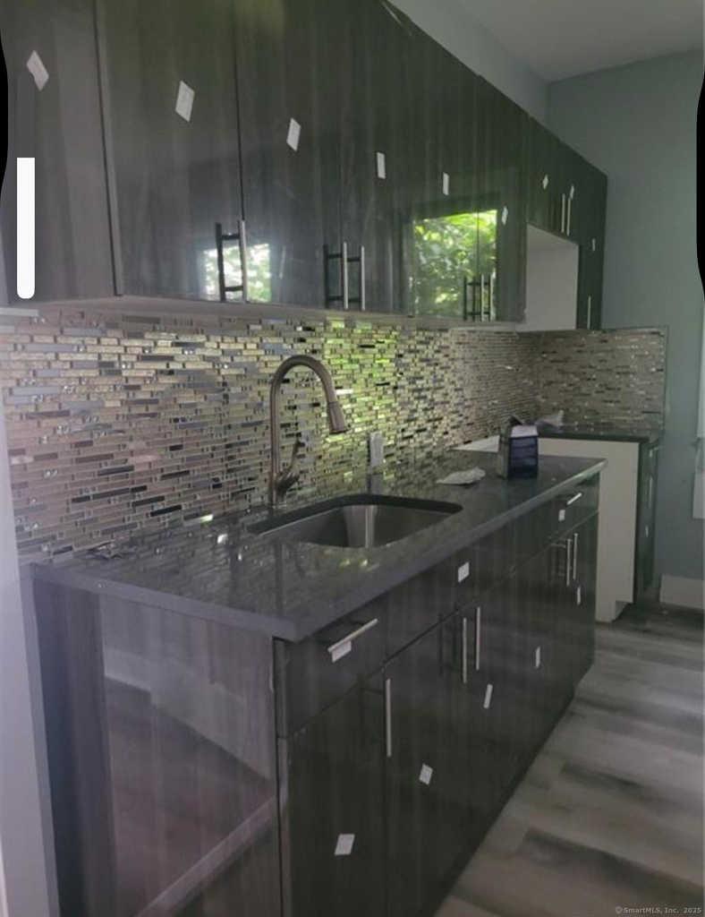 286 Gregory Street - Photo 0