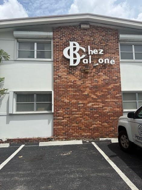 811 E Broward Boulevard - Photo 0
