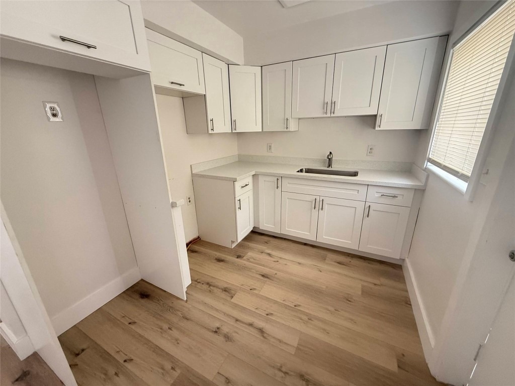 811 E Broward Boulevard - Photo 3