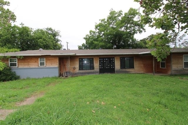 17 Macarthur Drive - Photo 1