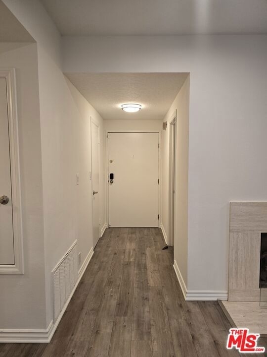 4444 Wilshire Boulevard - Photo 13