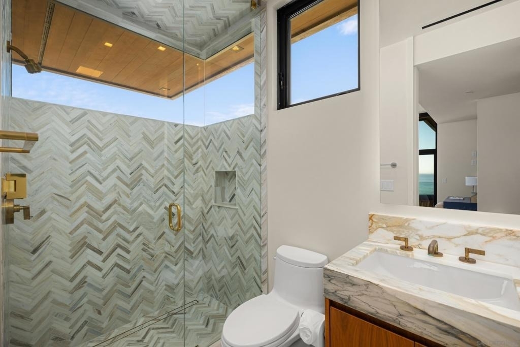 516 Stratford - Photo 12
